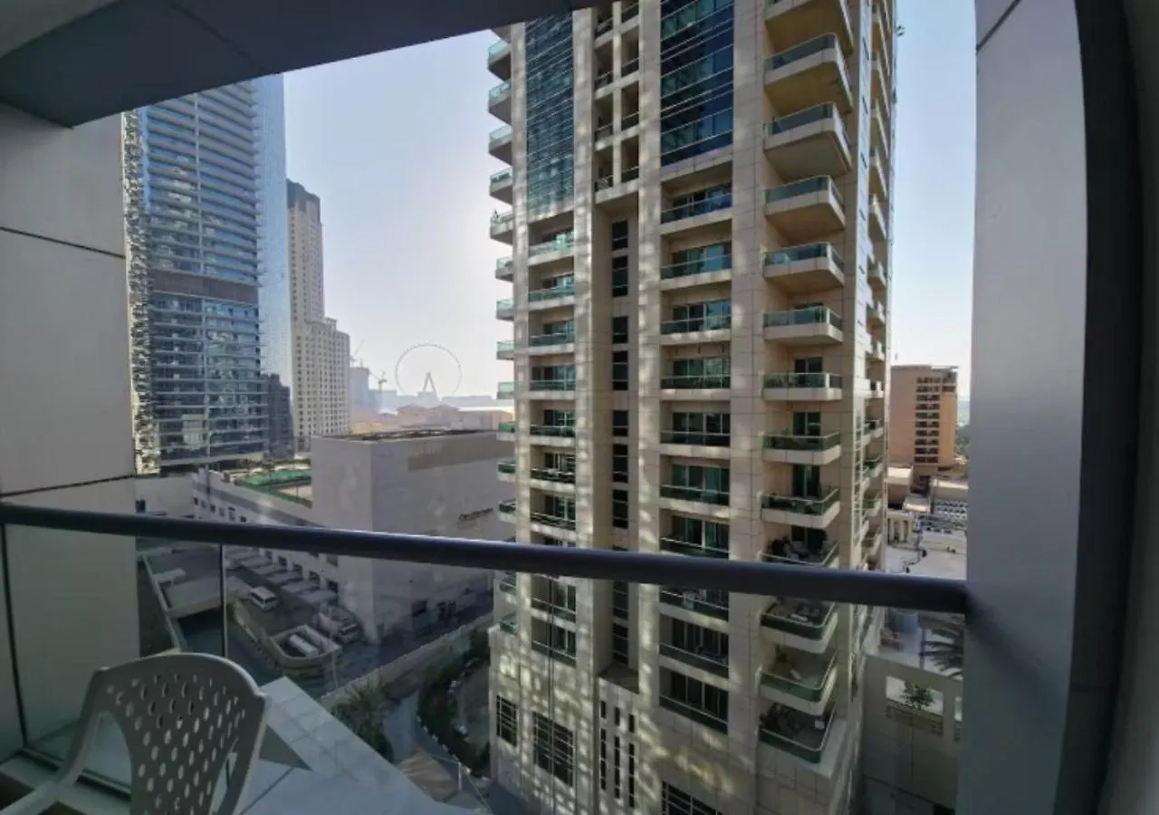 Well Located Studio On 9 Floor Sky View Tower Dubai Apartment